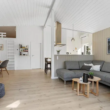 Tv1488-albaek-gl-kirkevej-42